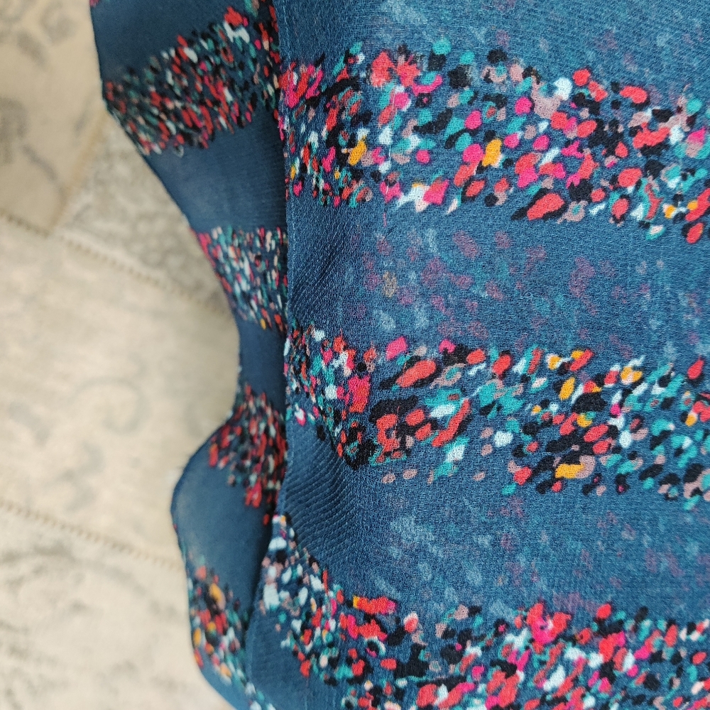 BCBG sheer button down - small - Picture 9 of 10
